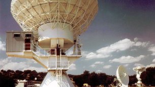 Four decades of tracking European spacecraf 2 Villafranca tracking station 1977