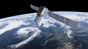 Chasing polar winds with laser 2 Measuring cyclones