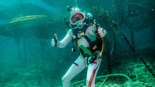 Luca Parmitano: This Year's Captain Nemo 2 Aquanaut on NEEMO waterwalk