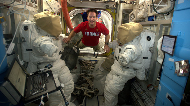 Spacewalk for Thomas Pesquet