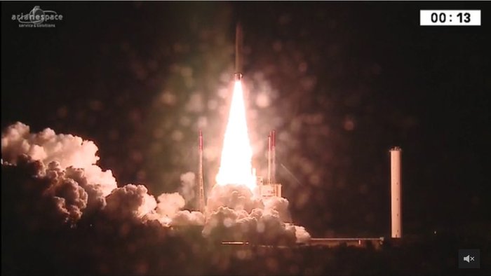 Ariane 5 launches its heaviest telecom payload