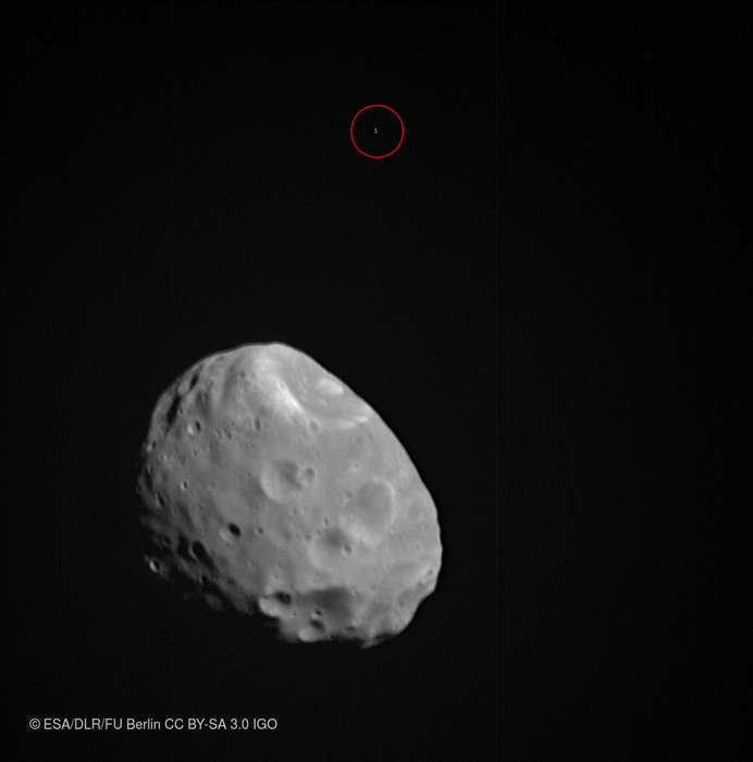 Phobos and background star node full image 2